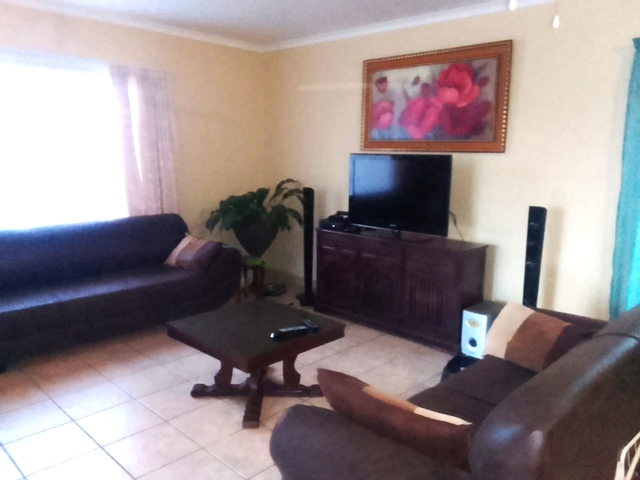 3 Bedroom Property for Sale in Azalea Park North West